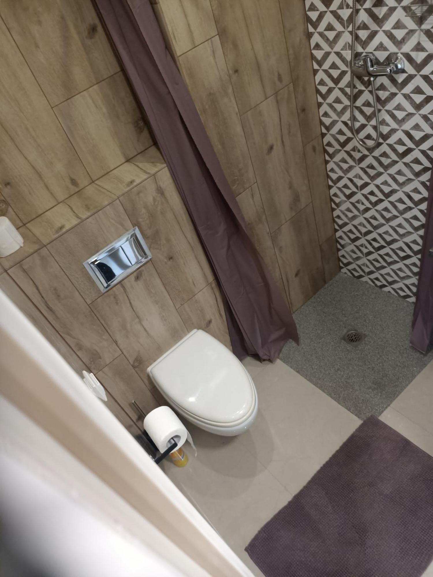 Essential Future Space Apartment